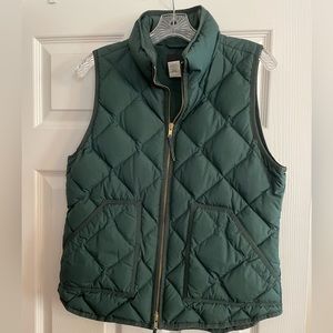 J Crew Excursion Quilted Hunter Green Down Vest. Great condition!